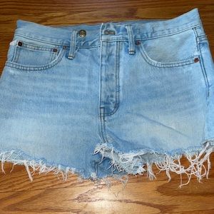 ❤️‍🔥Madewell Relaxed Denim Shorts size 27❤️‍🔥